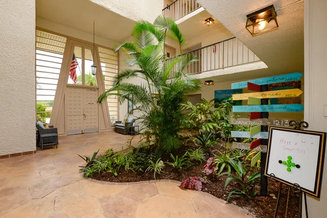 $188,900 | 1800 Southeast St Lucie Boulevard, Unit 9305, Stuart, FL 34996