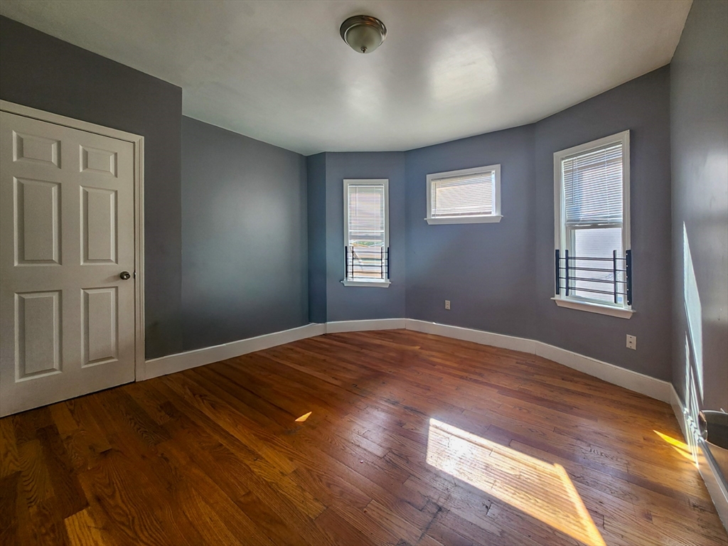 12 Fox Street, Unit 3 Boston, MA 02122 - Photo 6 of 13