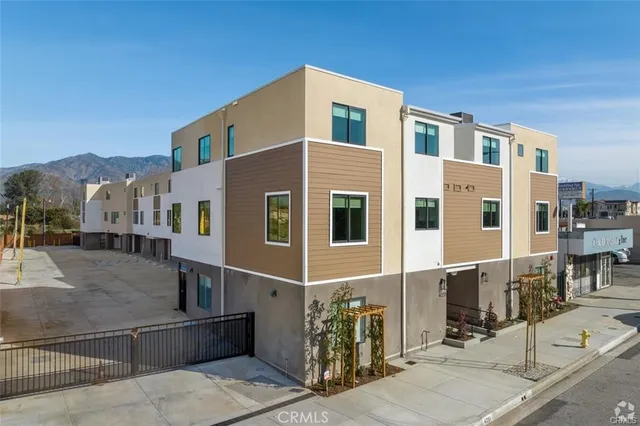 $3,400 | 4251 Live Oak Avenue, Unit 8, Arcadia, CA 91006