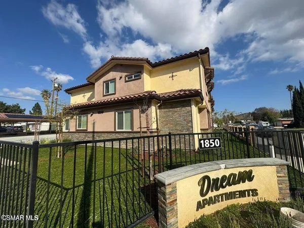 $2,700 | 1850 Buyers Street, Unit 203, Simi Valley, CA 93063