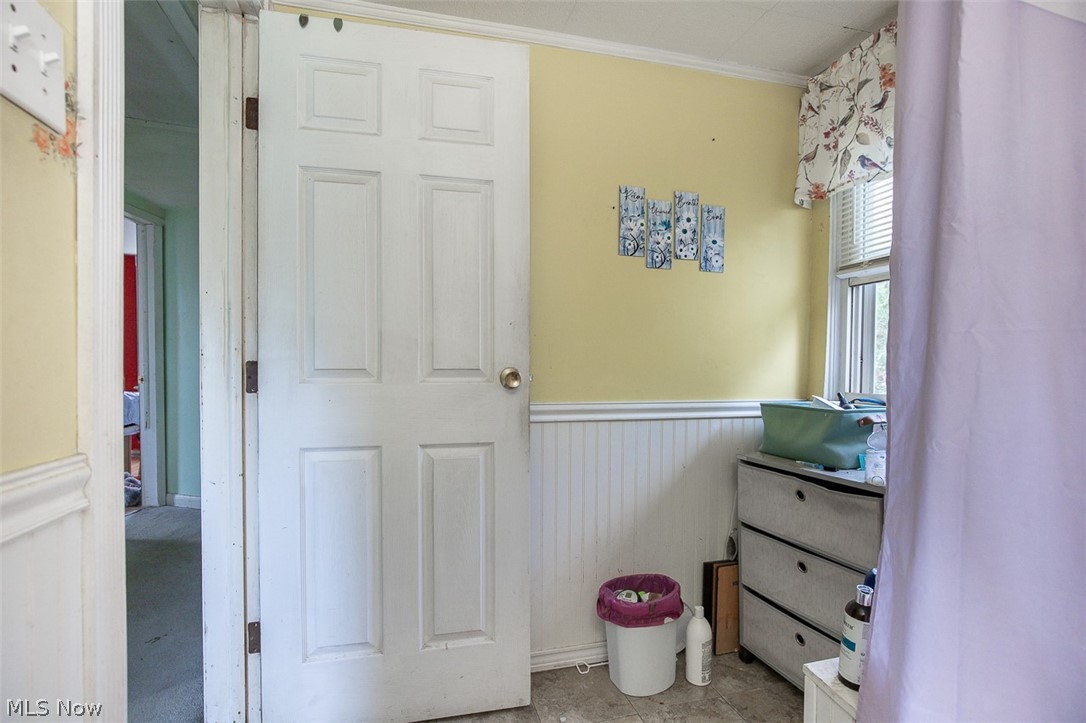 14600 Triskett Road Cleveland, OH 44111 - Photo 19 of 41