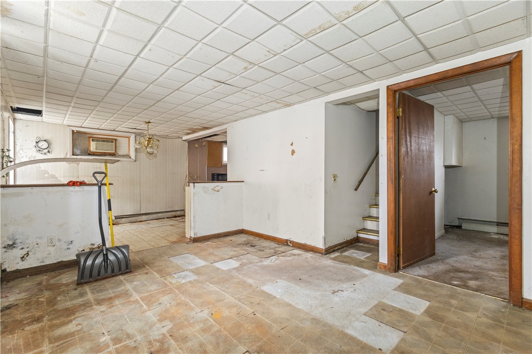 73 Wainwright Street Providence, RI 02908 - Photo 26 of 34