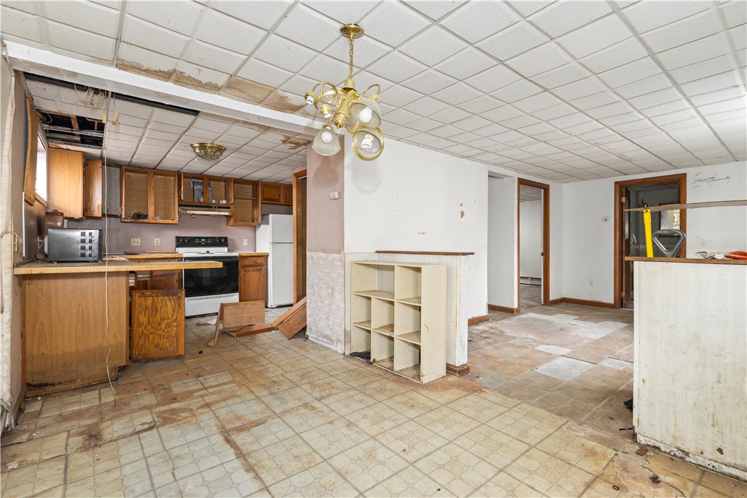 73 Wainwright Street Providence, RI 02908 - Photo 27 of 34