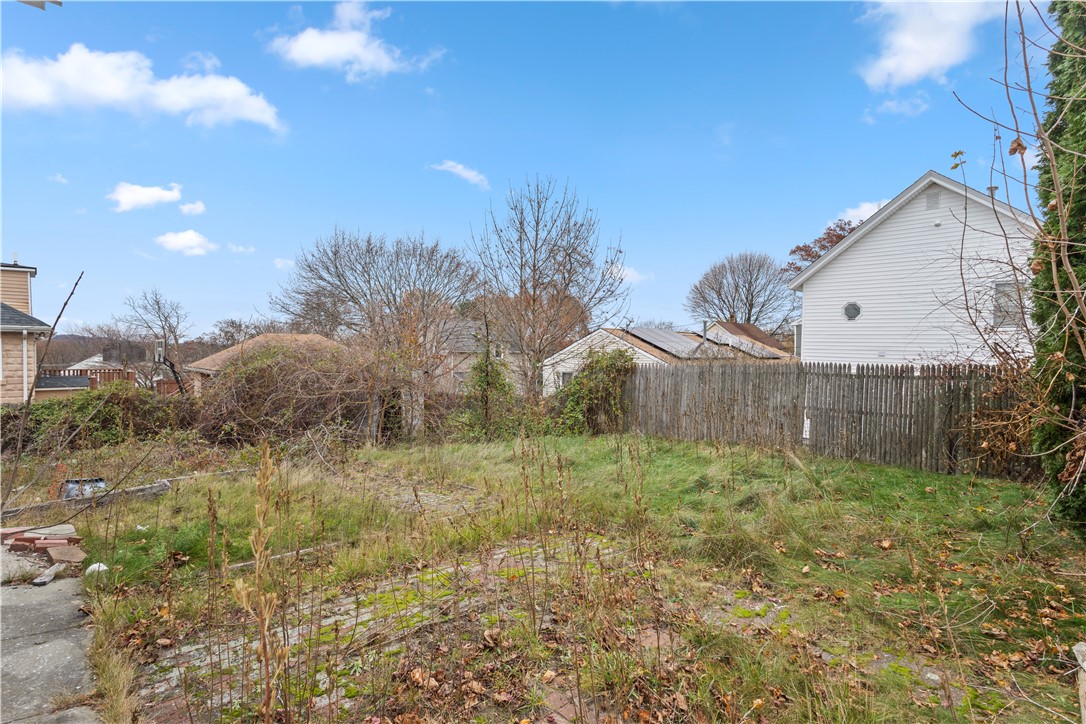 73 Wainwright Street Providence, RI 02908 - Photo 33 of 34