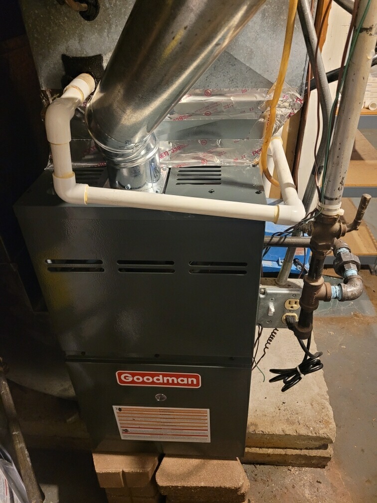 1517 Morris Avenue Berkeley, IL 60163 - Photo 26 of 35 a close view of light