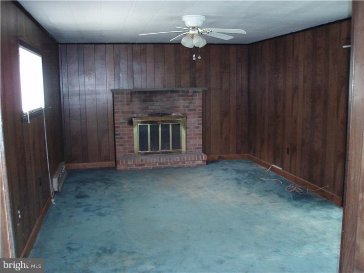 517 Stewart Road Hatboro, PA 19040 - Photo 6 of 11 Gallery Image 6