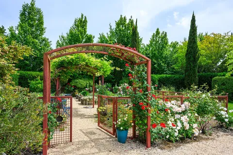 $4,500,000 | 6003-6017 Red Winery Road, Geyserville, CA 95441