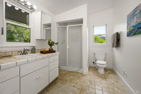 $4,500,000 | 6003-6017 Red Winery Road, Geyserville, CA 95441