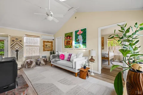 $4,500,000 | 6003-6017 Red Winery Road, Geyserville, CA 95441