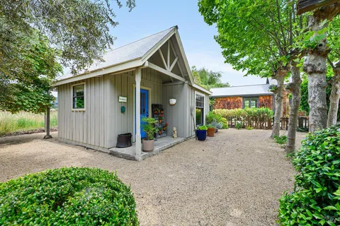 $4,500,000 | 6003-6017 Red Winery Road, Geyserville, CA 95441