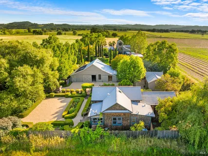 $4,500,000 | 6003-6017 Red Winery Road, Geyserville, CA 95441