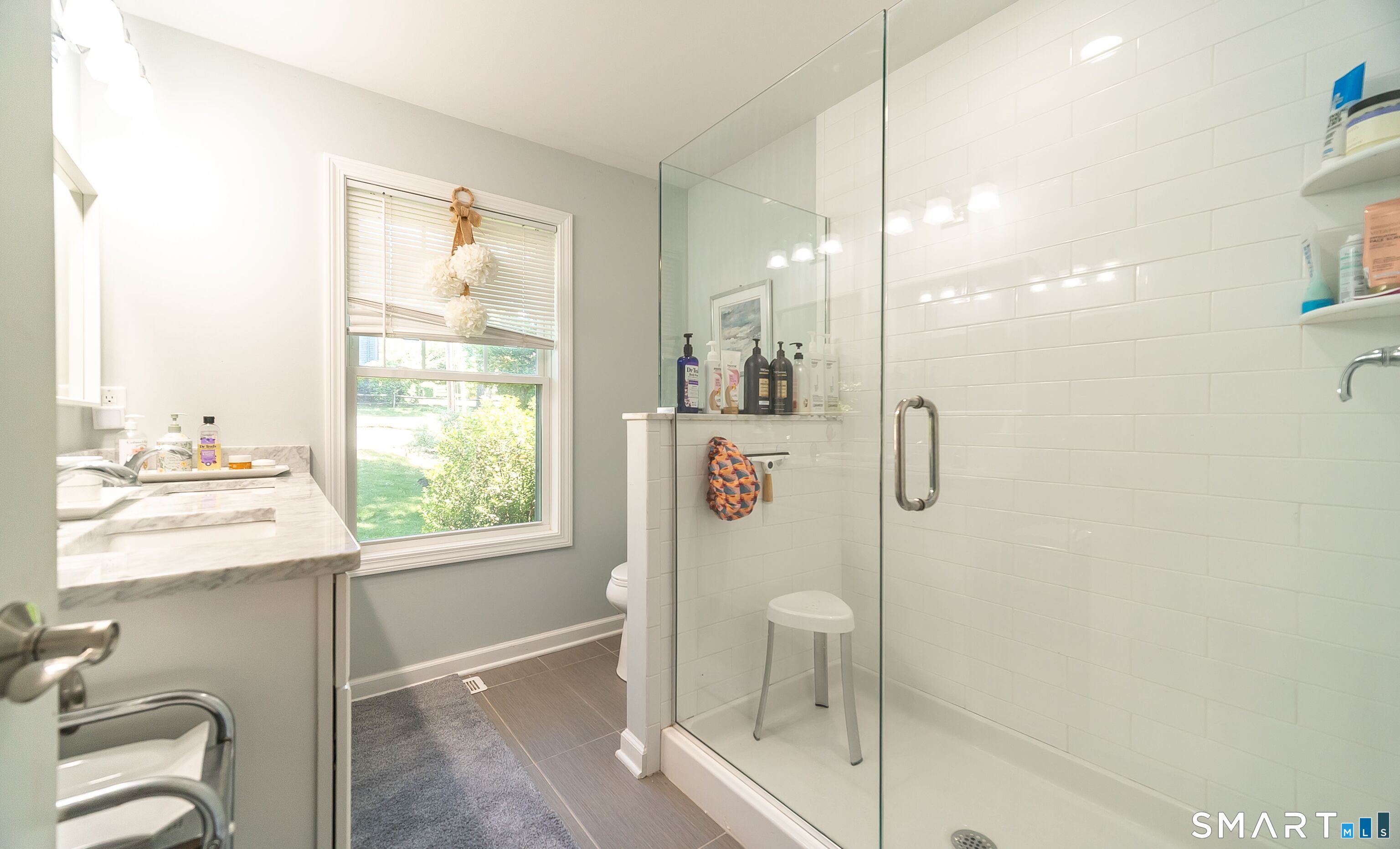1364 Ridge Road North Haven, CT 06473 - Photo 17 of 40 Primary Full Bathroom