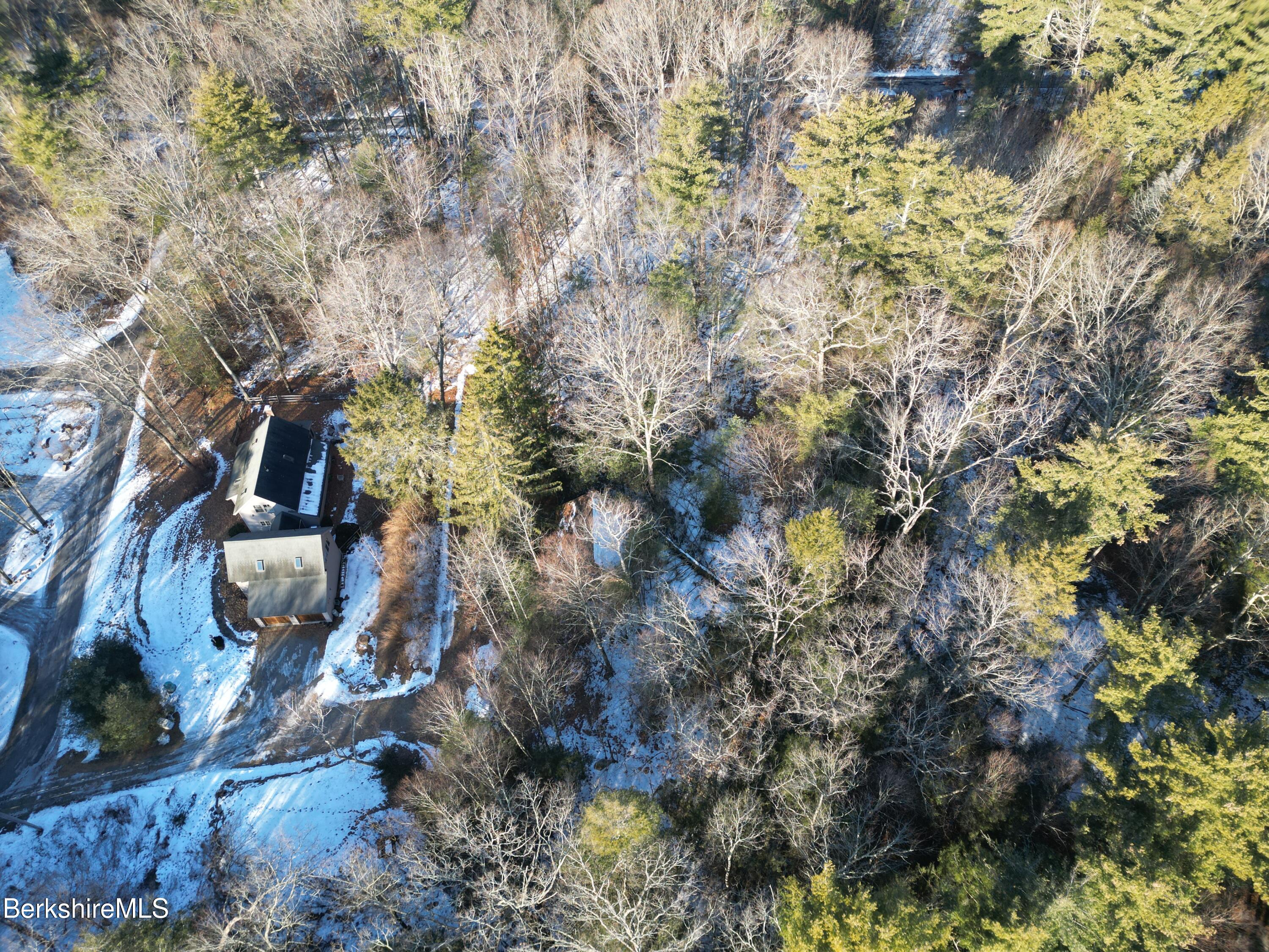 2 North Road Great Barrington, MA 01230 - Photo 3 of 11