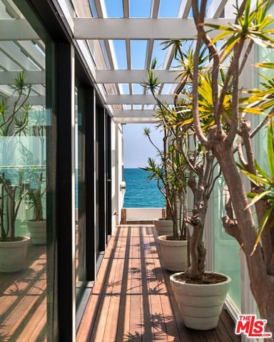 $10,995,000 | 27044 Malibu Cove Colony Drive, Malibu, CA 90265