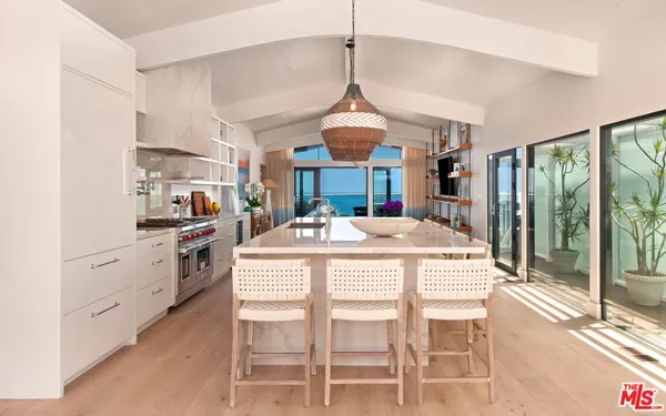 $10,995,000 | 27044 Malibu Cove Colony Drive, Malibu, CA 90265