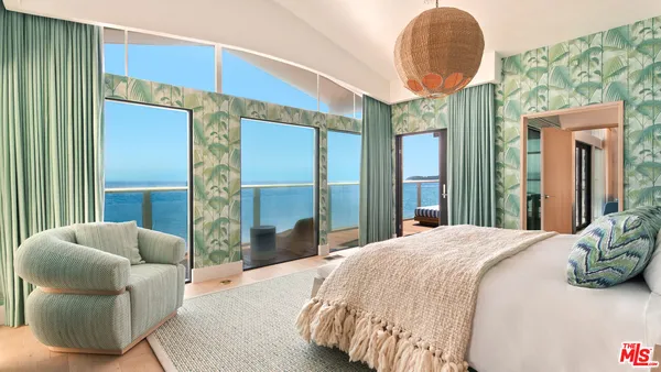 $10,995,000 | 27044 Malibu Cove Colony Drive, Malibu, CA 90265