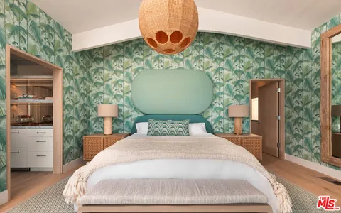 $10,995,000 | 27044 Malibu Cove Colony Drive, Malibu, CA 90265