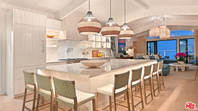 $10,995,000 | 27044 Malibu Cove Colony Drive, Malibu, CA 90265