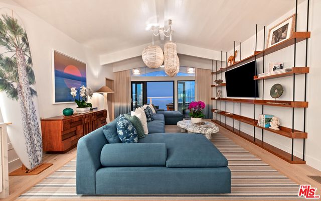 $10,995,000 | 27044 Malibu Cove Colony Drive, Malibu, CA 90265