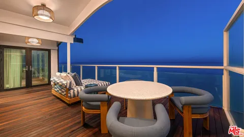 $10,995,000 | 27044 Malibu Cove Colony Drive, Malibu, CA 90265