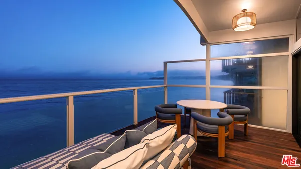 $10,995,000 | 27044 Malibu Cove Colony Drive, Malibu, CA 90265