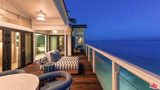 $10,995,000 | 27044 Malibu Cove Colony Drive, Malibu, CA 90265