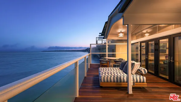 $10,995,000 | 27044 Malibu Cove Colony Drive, Malibu, CA 90265