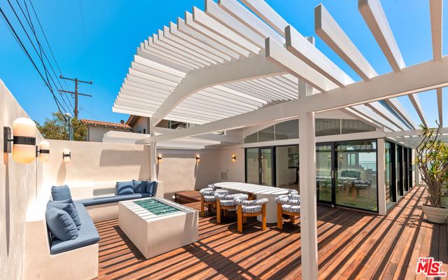 $10,995,000 | 27044 Malibu Cove Colony Drive, Malibu, CA 90265