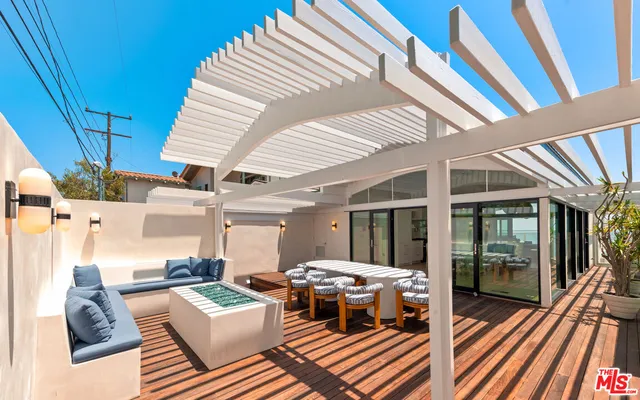 $10,995,000 | 27044 Malibu Cove Colony Drive, Malibu, CA 90265