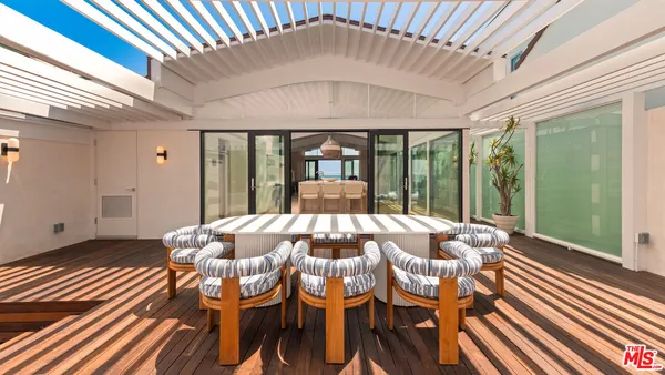 $10,995,000 | 27044 Malibu Cove Colony Drive, Malibu, CA 90265
