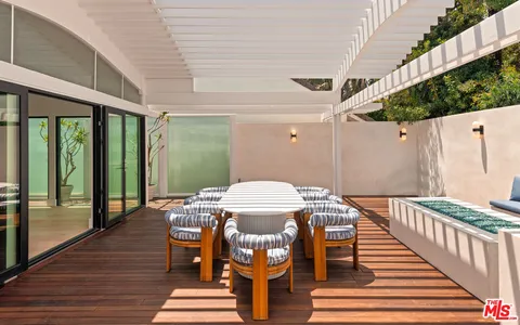 $10,995,000 | 27044 Malibu Cove Colony Drive, Malibu, CA 90265