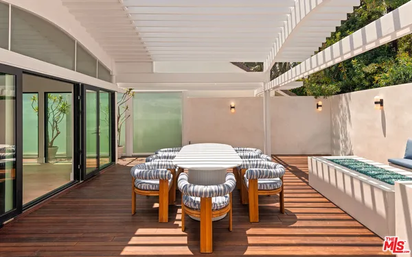 $10,995,000 | 27044 Malibu Cove Colony Drive, Malibu, CA 90265