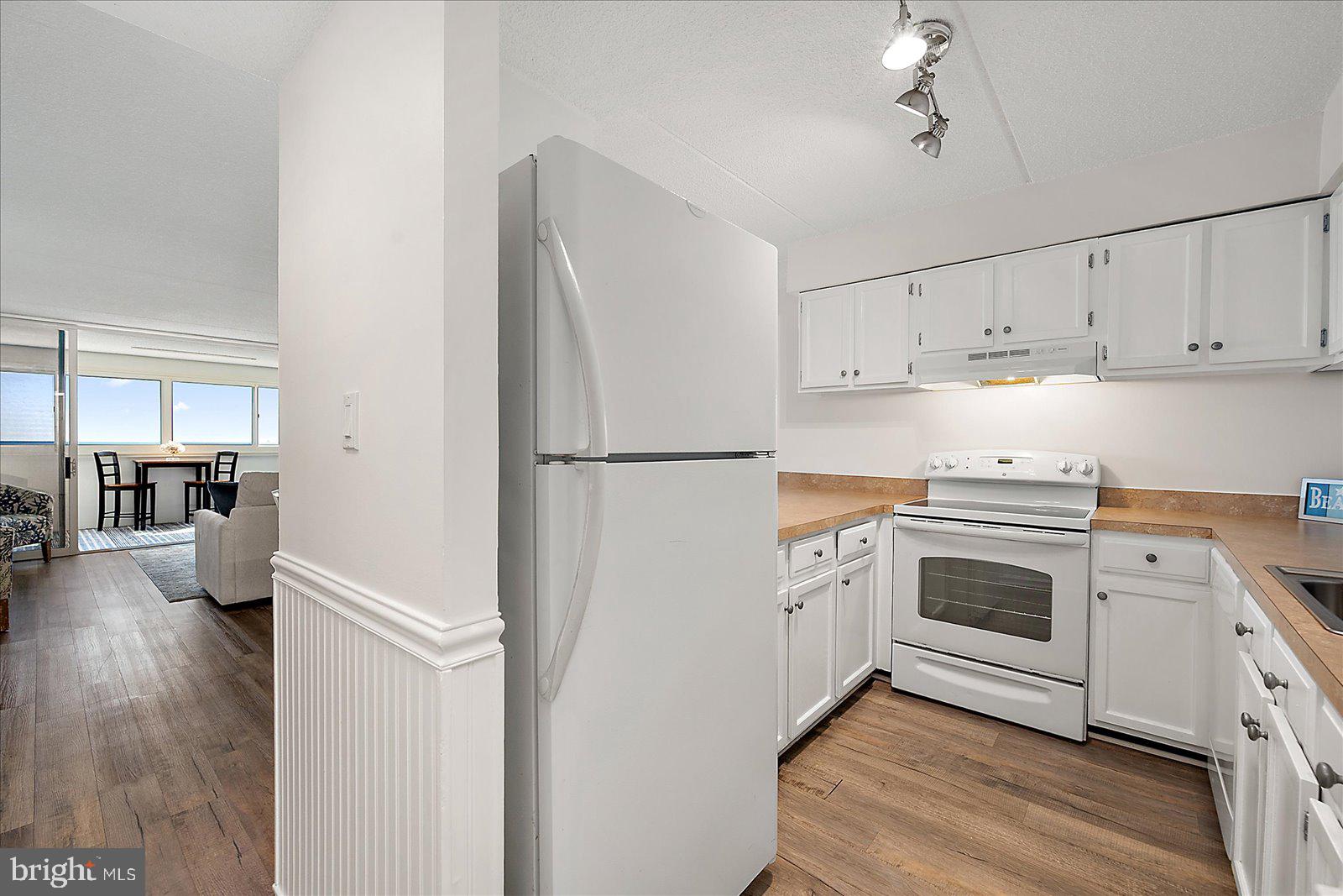 10300 Coastal Highway, Unit 1808 Ocean City, MD 21842 - Photo 11 of 47