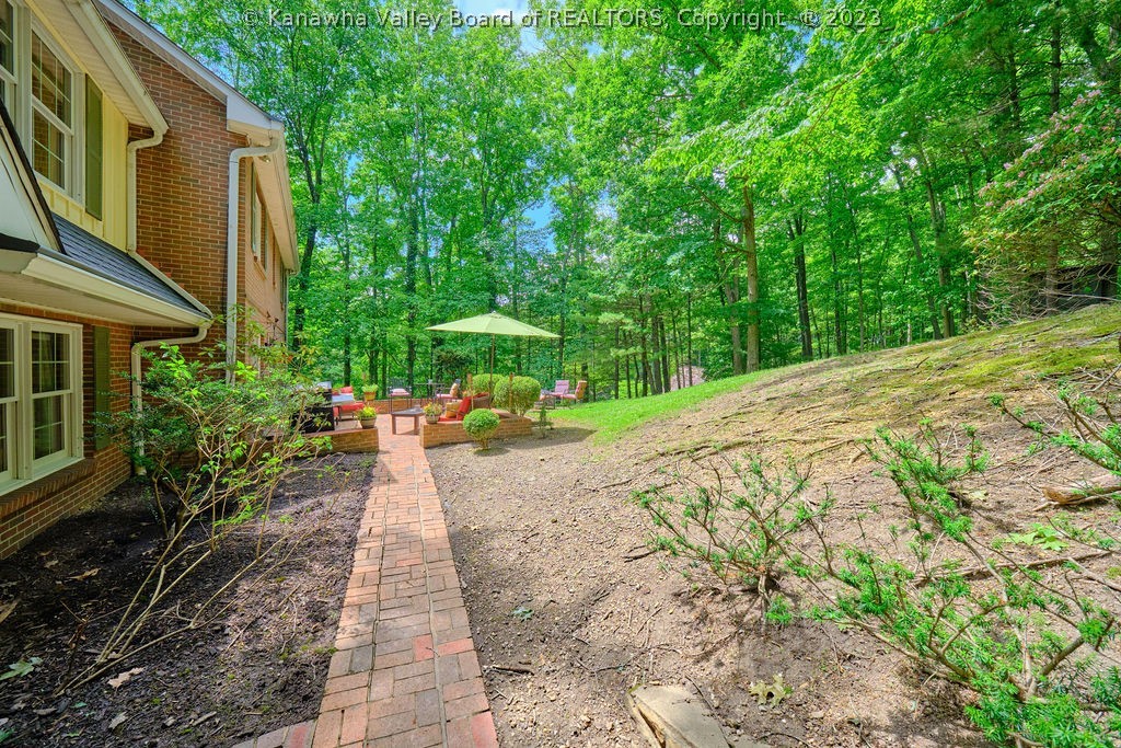 1520 Stonehenge Road Charleston, WV 25314 - Photo 37 of 44 Gallery Image 37