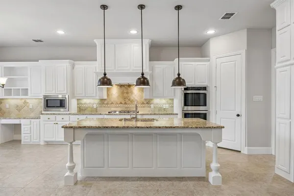 $799,900 | 7433 Rockyford Drive, Frisco, TX 75035