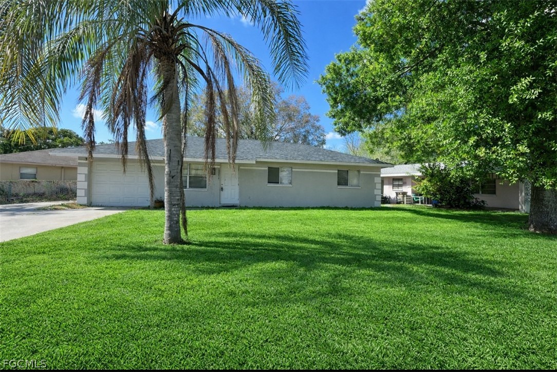 12274 First Street Fort Myers, FL 33905 - Photo 2 of 17