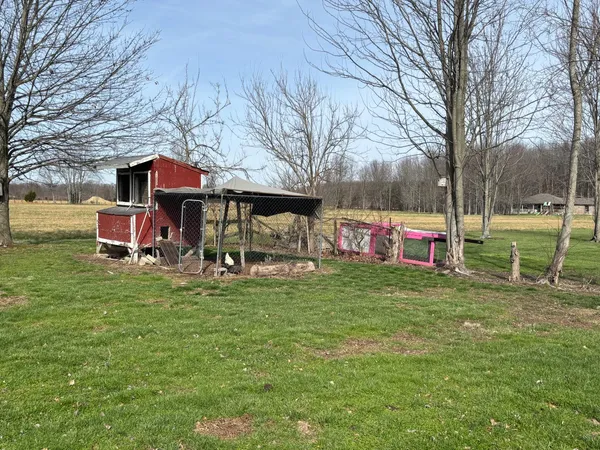 $570,000 | 18555 Days Way Lane, Aurora, IN 47001