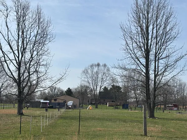 $570,000 | 18555 Days Way Lane, Aurora, IN 47001