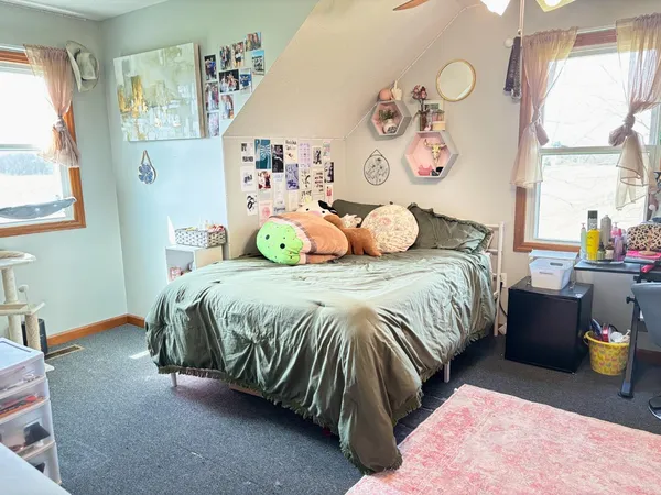 $570,000 | 18555 Days Way Lane, Aurora, IN 47001