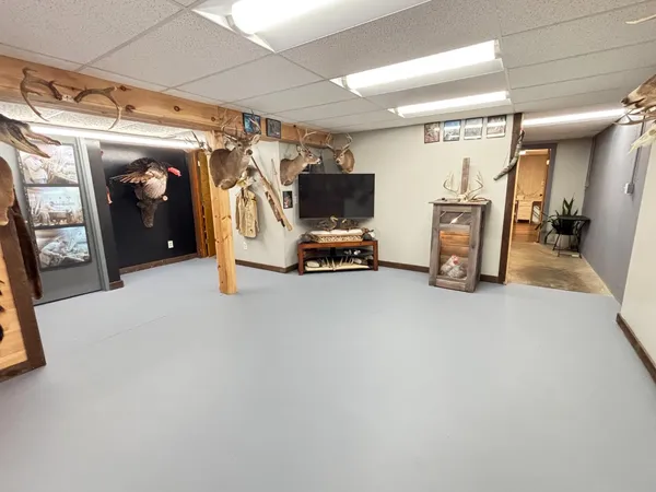 $570,000 | 18555 Days Way Lane, Aurora, IN 47001