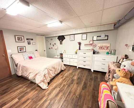 $570,000 | 18555 Days Way Lane, Aurora, IN 47001