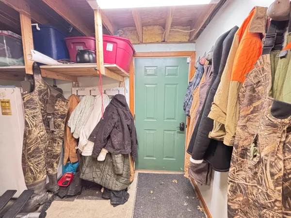 $570,000 | 18555 Days Way Lane, Aurora, IN 47001