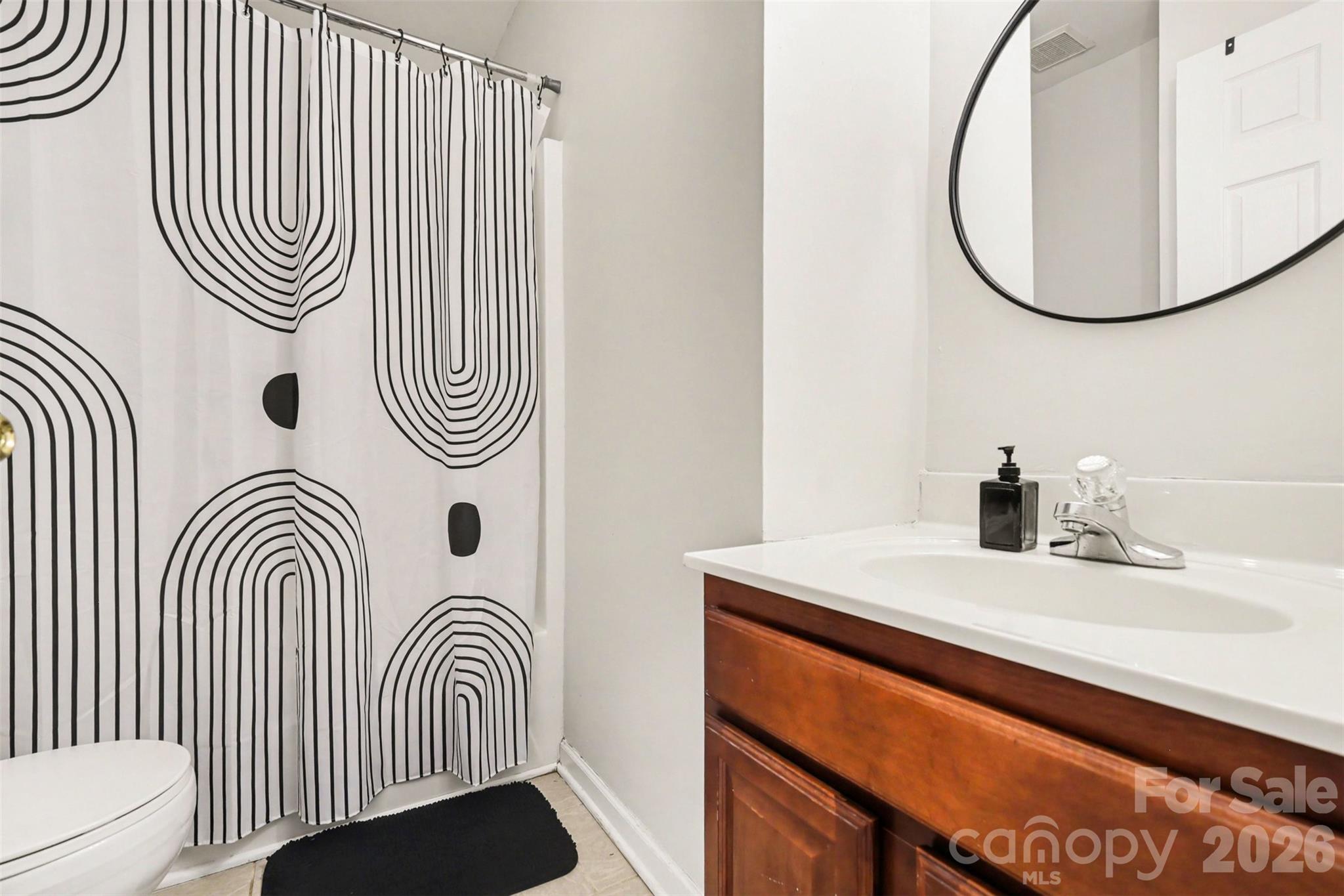 2729 Avalon Loop Road Charlotte, NC 28269 - Photo 18 of 26 Gallery Image 18
