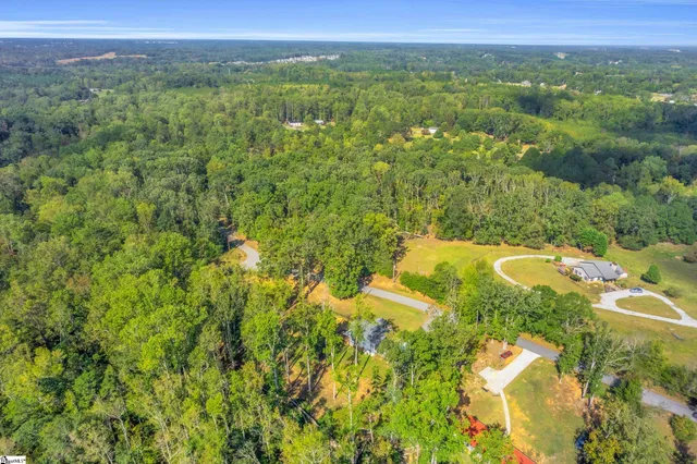 $469,000 | 327 Pine Drive, Piedmont, SC 29673