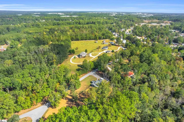 $469,000 | 327 Pine Drive, Piedmont, SC 29673