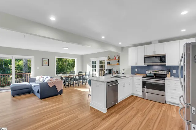 $469,000 | 327 Pine Drive, Piedmont, SC 29673