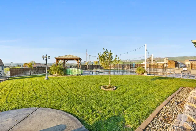 $800,000 | Undisclosed Address, Bakersfield, CA 93308