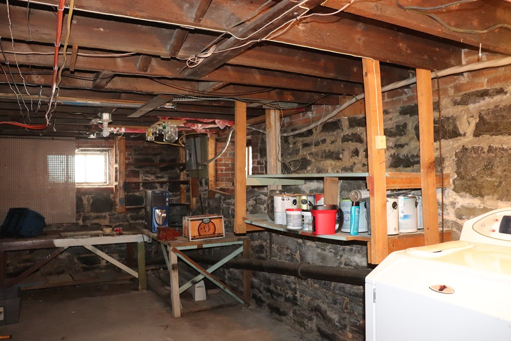 39 Hamilton Street Plattsburgh, NY 12901 - Photo 24 of 29 Gallery Image 24
