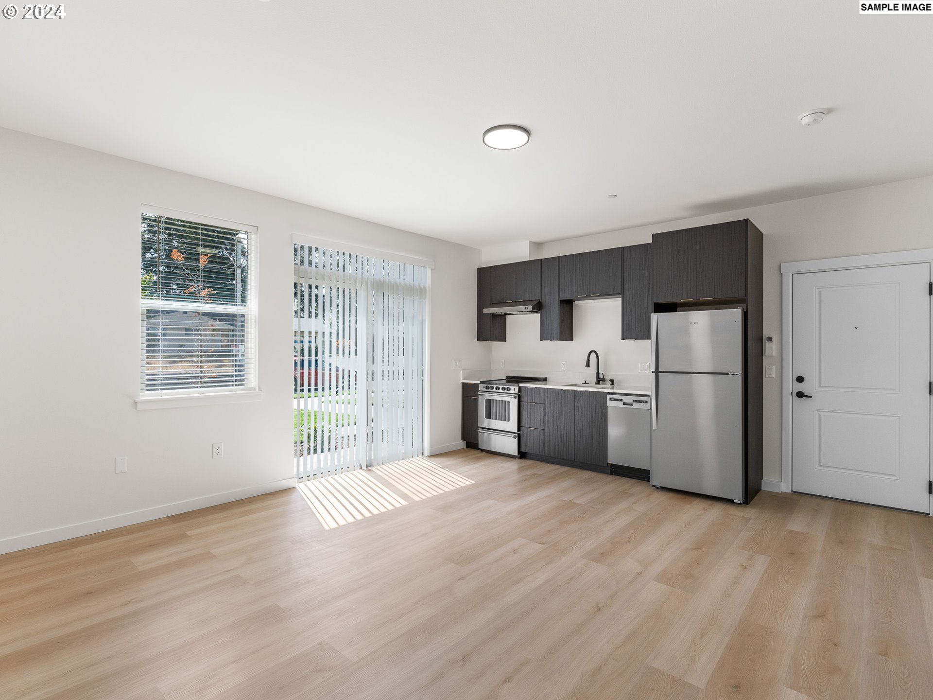 10985 East Burnside Street, Unit 9 Portland, OR 97216 - Photo 3 of 5
