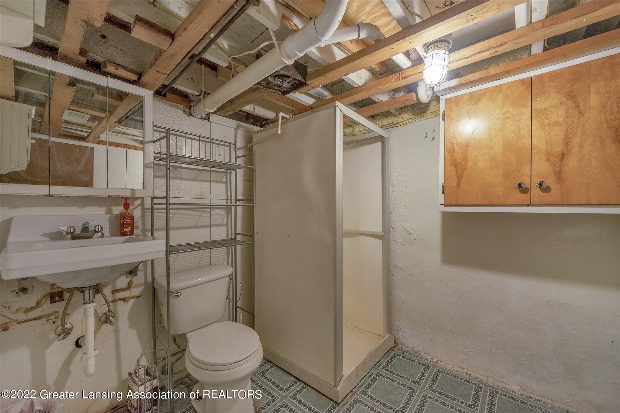 400 West Miller Road Lansing, MI 48911 - Photo 26 of 35 26